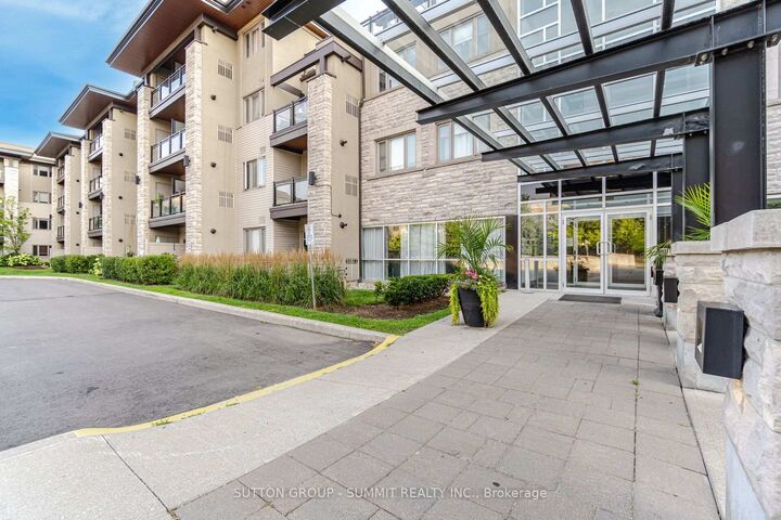 Property Photo:  570 Lolita Gardens 418  ON L5A 0A1 
