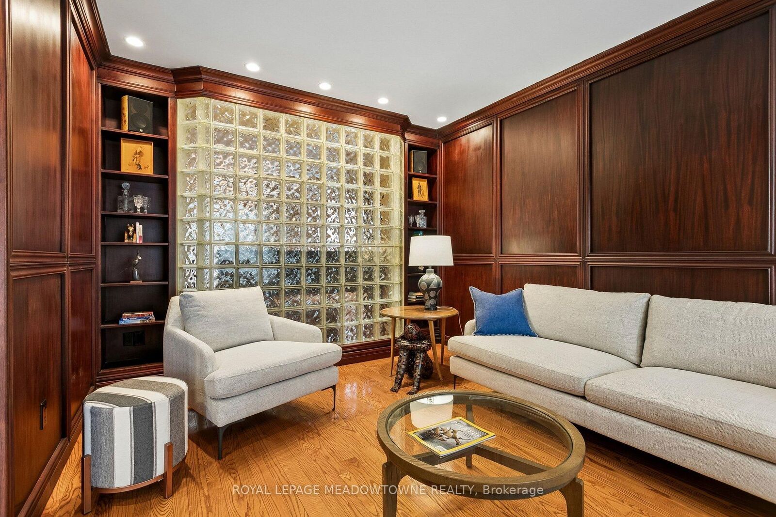 Property Photo:  3170 Plum Tree Crescent  ON L5N 4X3 