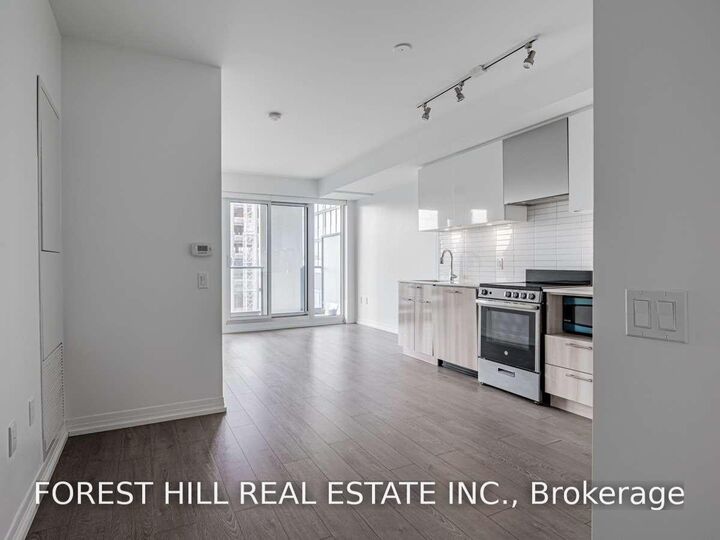 Property Photo: 251 Jarvis Street 617 ON M5B 0C3