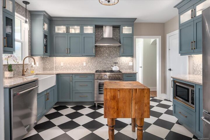 Property Photo:  2697 4th Ave  BC V9Y 2C4 