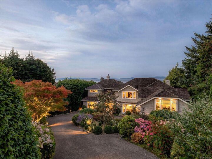 Property Photo: 2924 Mt. Baker View Rd BC V8N 1Z5