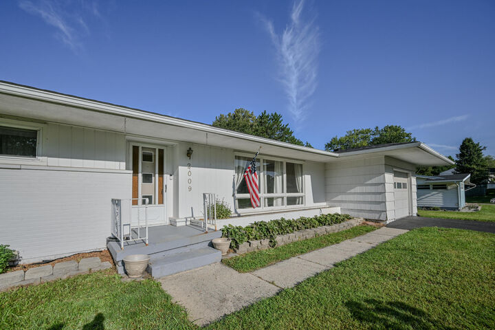 Property Photo:  2009 E Mile Road  OH 45503 