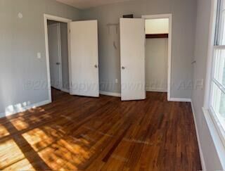 Property Photo:  131 Avenue J  TX 79045 