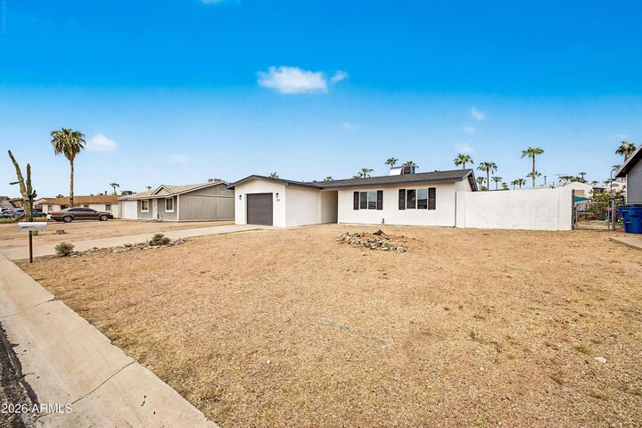 Property Photo: 120 W 14th Avenue AZ 85120