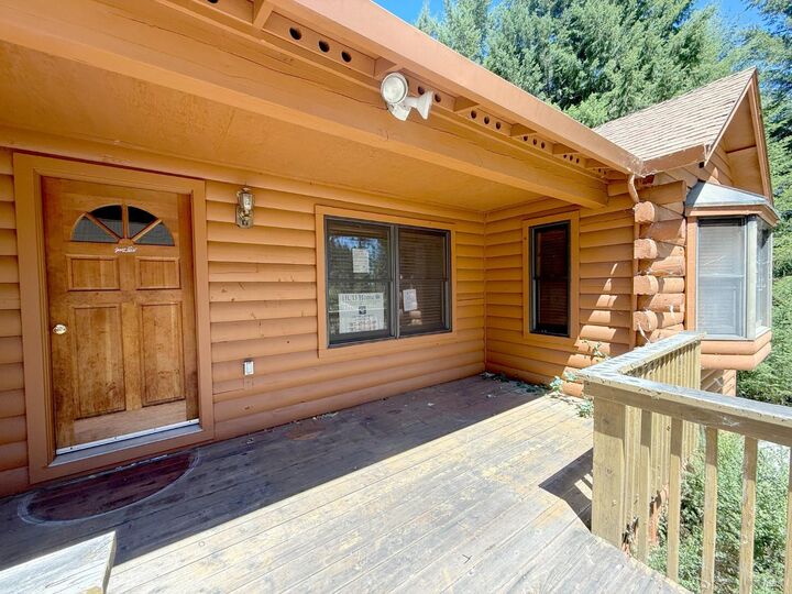 Property Photo:  25517 Fairbanks Place  CA 95490 