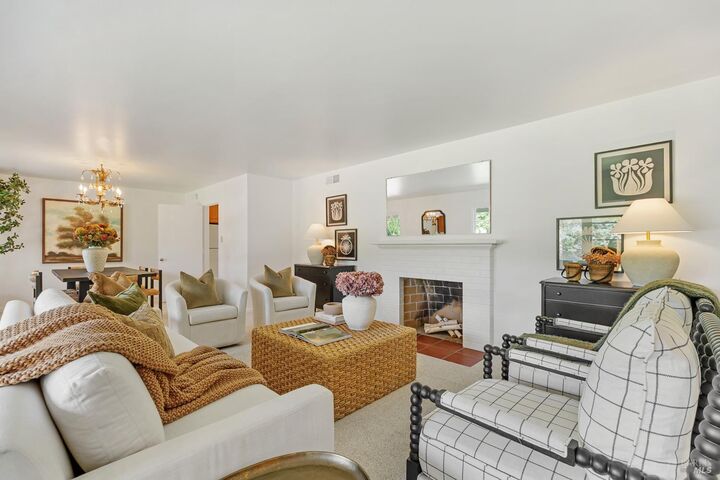 Property Photo:  4 Ranch Road  CA 94903 