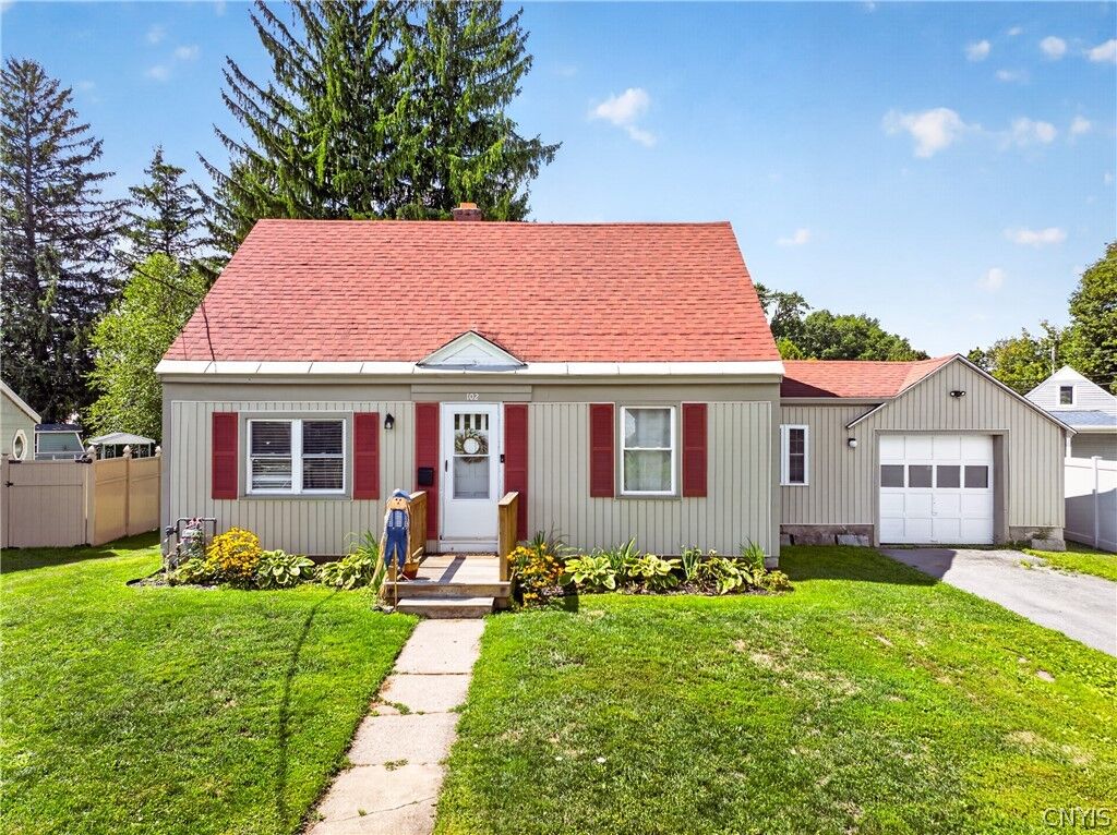 Property Photo: 102 Riverview Parkway S NY 13440