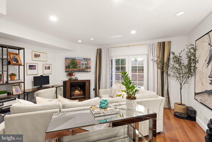 Property Photo:  623 Pommander Walk  VA 22314 