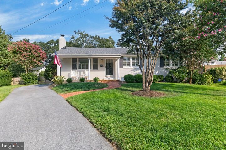 Property Photo: 5 Bristol Circle MD 21401