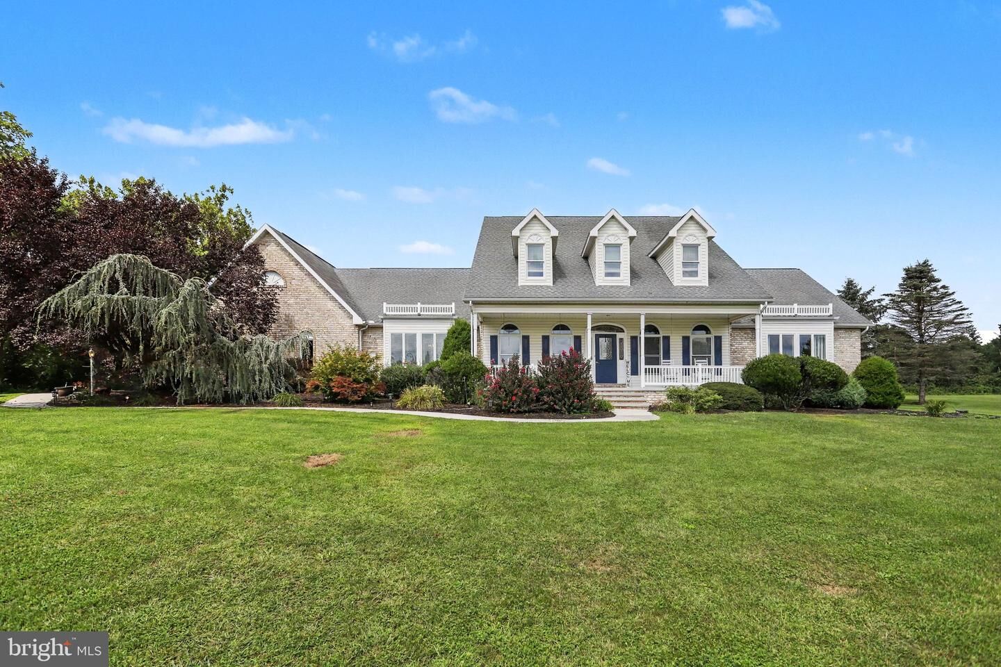 Property Photo:  839 School House Lane  PA 17339 
