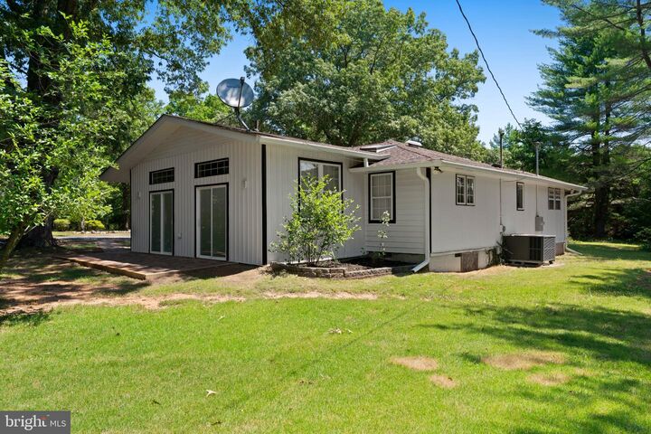 Property Photo: 8405 Shirley Road VA 22567
