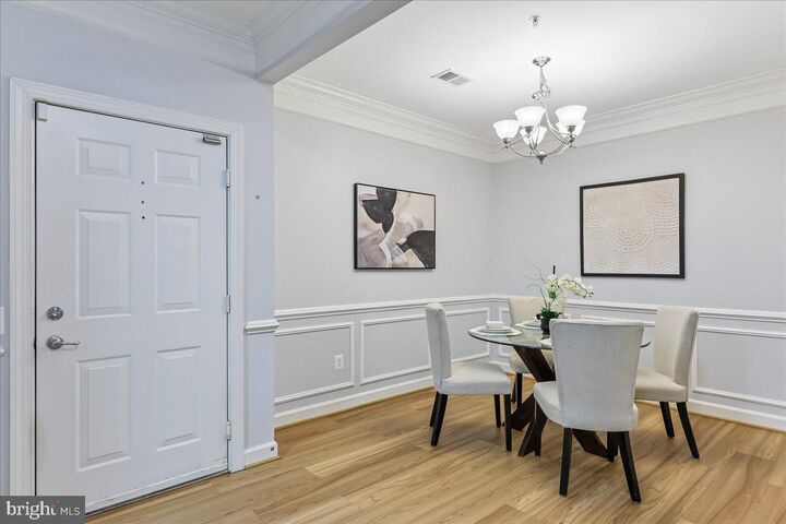 Property Photo: 7880 Rolling Woods Court 2103 VA 22152