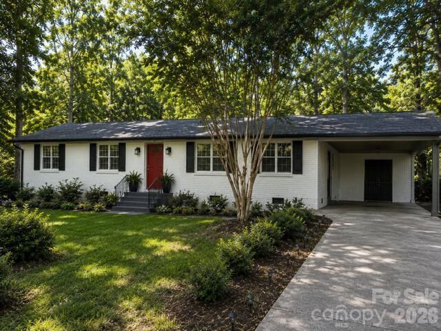 Property Photo: 150 Brookwood Lane SC 29732