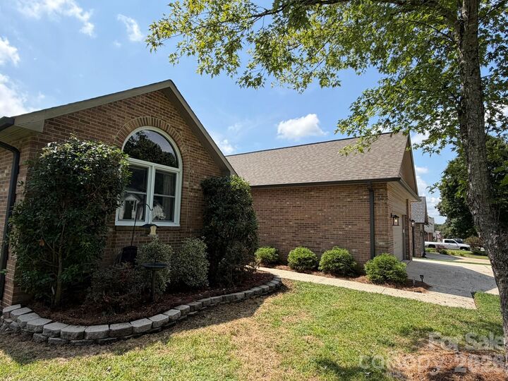Property Photo: 141 Walking Horse Run NC 28164