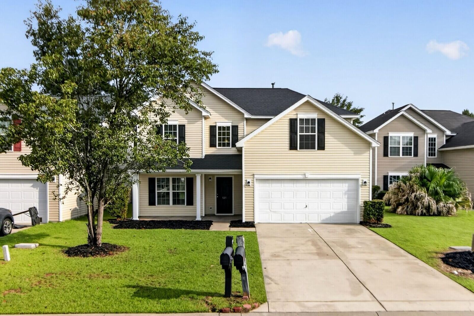 Property Photo: 121 Mockernut Drive SC 29456