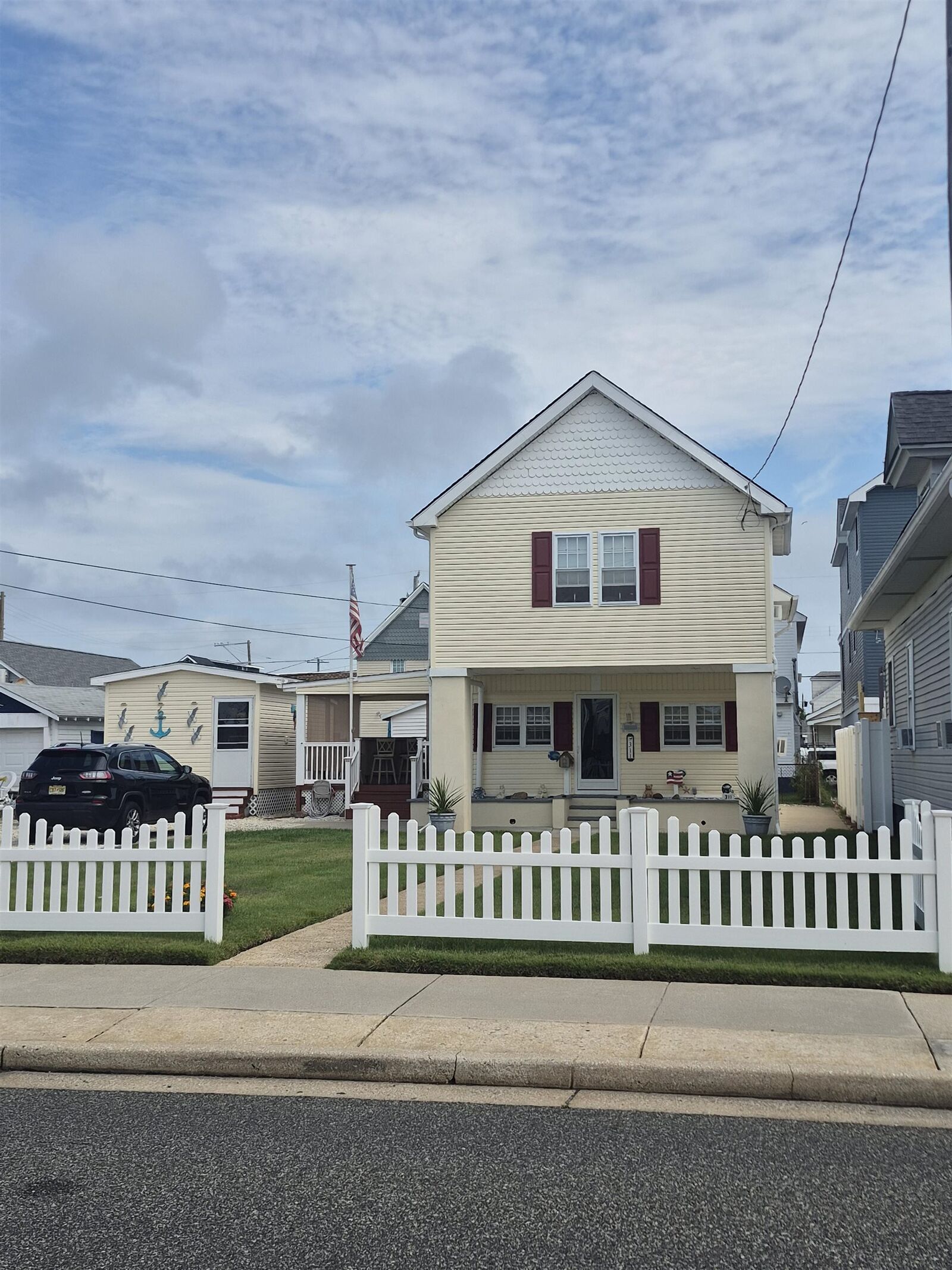 Property Photo:  311 W Glenwood  NJ 08260 
