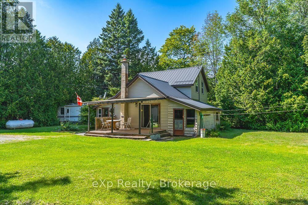 Property Photo:  520 Huron Road  ON N0H 1X0 