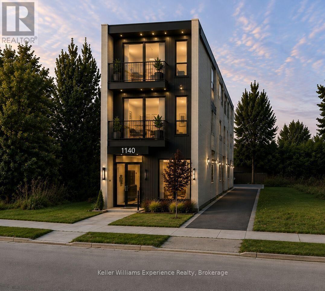 Property Photo:  1140 3rd Avenue East  ON N4K 2L4 
