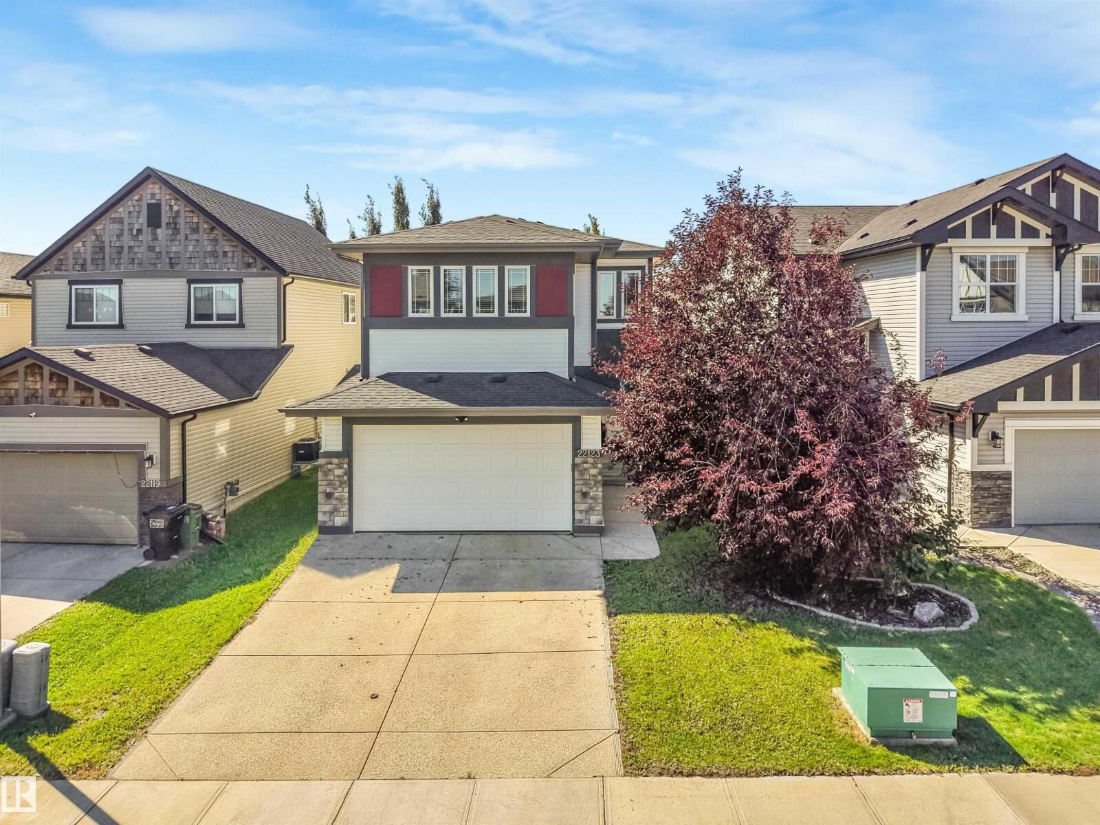 Property Photo: 22123 95 Av NW AB T5T 4N3