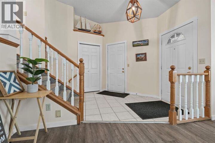Property Photo: 906 7 Street Southeast AB T1V 1K3