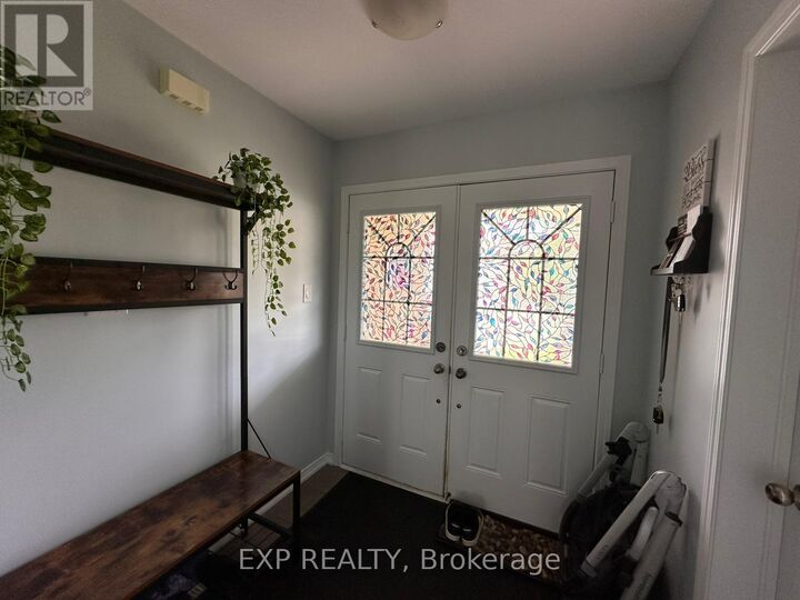 Property Photo: 8660 Dogwood Crescent ON L2H 0K9