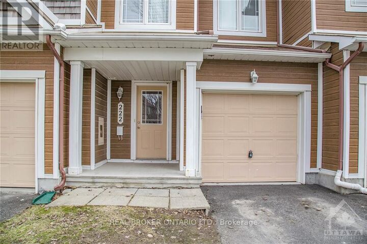 Property Photo:  222 Meadowbreeze Drive  ON K2M 3B3 