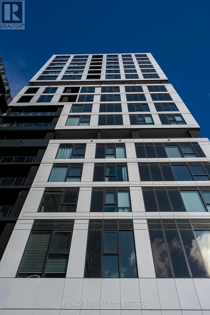 Property Photo:  1007 The Queensway Avenue 1001  ON M8Z 0H4 