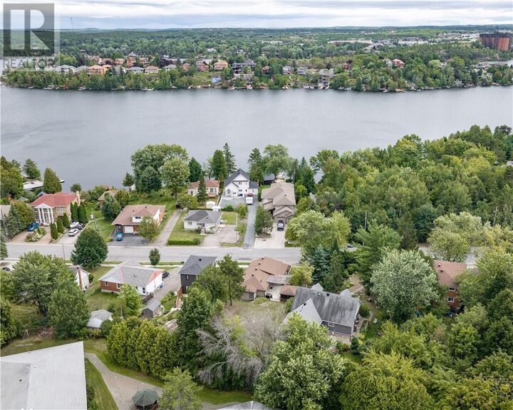 Property Photo:  168 Nepahwin Avenue  ON P3E 2H6 