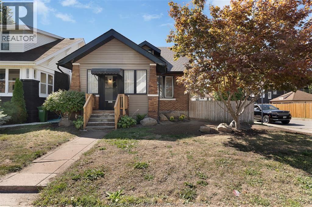 Property Photo:  1605 Dougall Avenue  ON N8X 1S4 