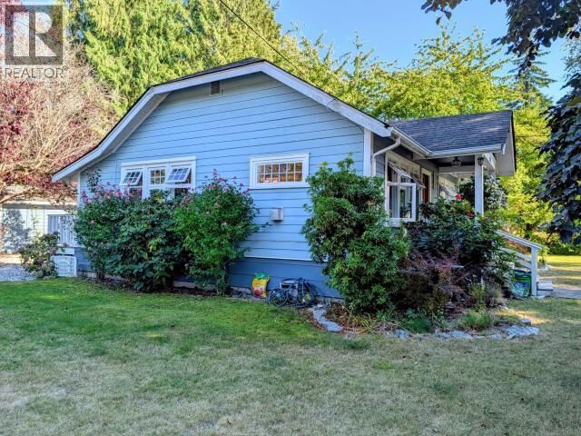 Property Photo:  5262 Manson Ave  BC V8A 3P1 