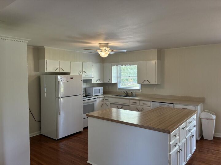 Property Photo:  645 Cedar Dr.  GA 31714 