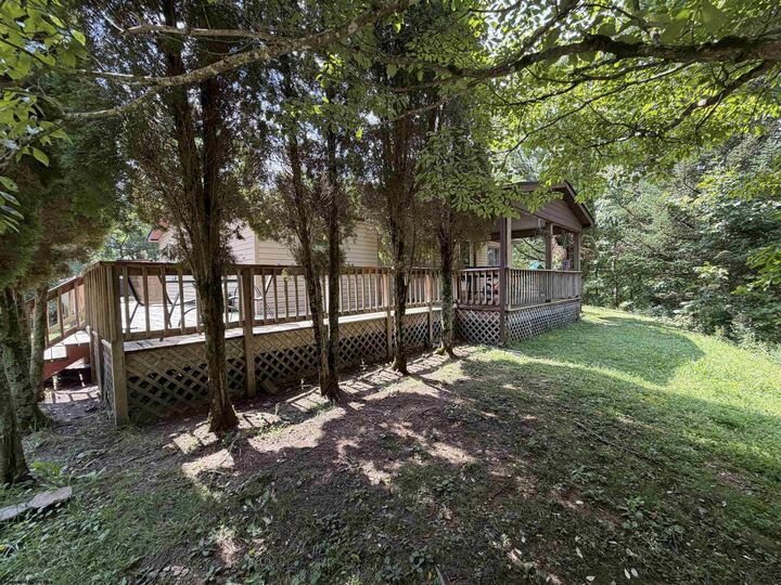 Property Photo: 1685 Riffle Creek Road WV 26273