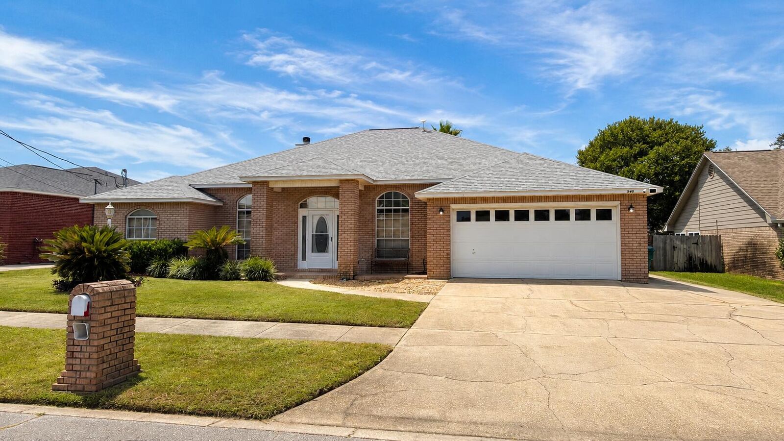 Property Photo:  329 Sailfish Circle  FL 32541 
