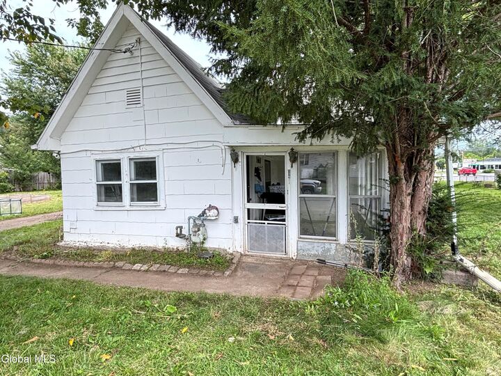 Property Photo: 129 Main Avenue NY 12198