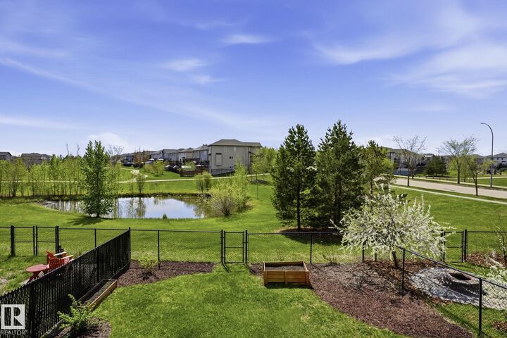 Property Photo:  10 Rockwell Close  AB T8L 0E7 