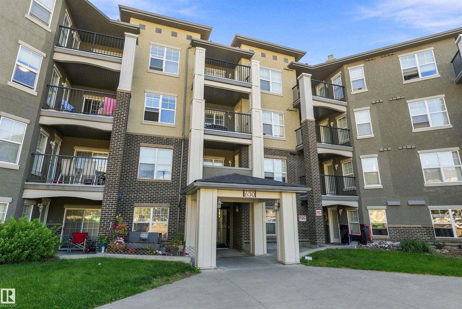 Property Photo:  630 McAllister Loop SW 201  AB T6W 1N3 