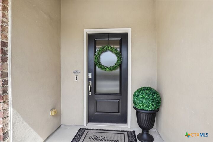 Property Photo: 6063 Ballast Trail TX 78132
