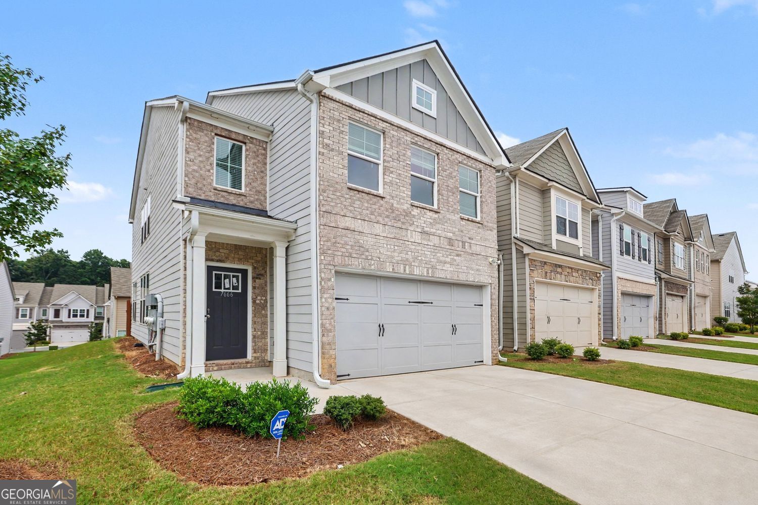 Property Photo:  7666 Squire Court  GA 30213 