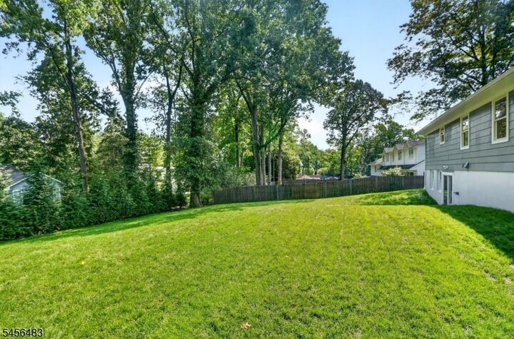 Property Photo: 910 Minisink Way NJ 07090