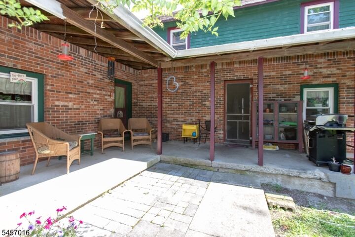 Property Photo: 31 Crigger Rd NJ 07461