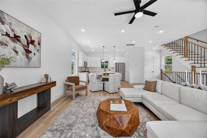 Property Photo:  316 Walthall E  TX 77022 