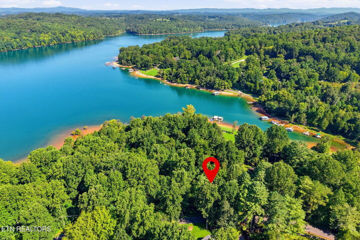 Property Photo: 142 Lakeview Lane TN 37705