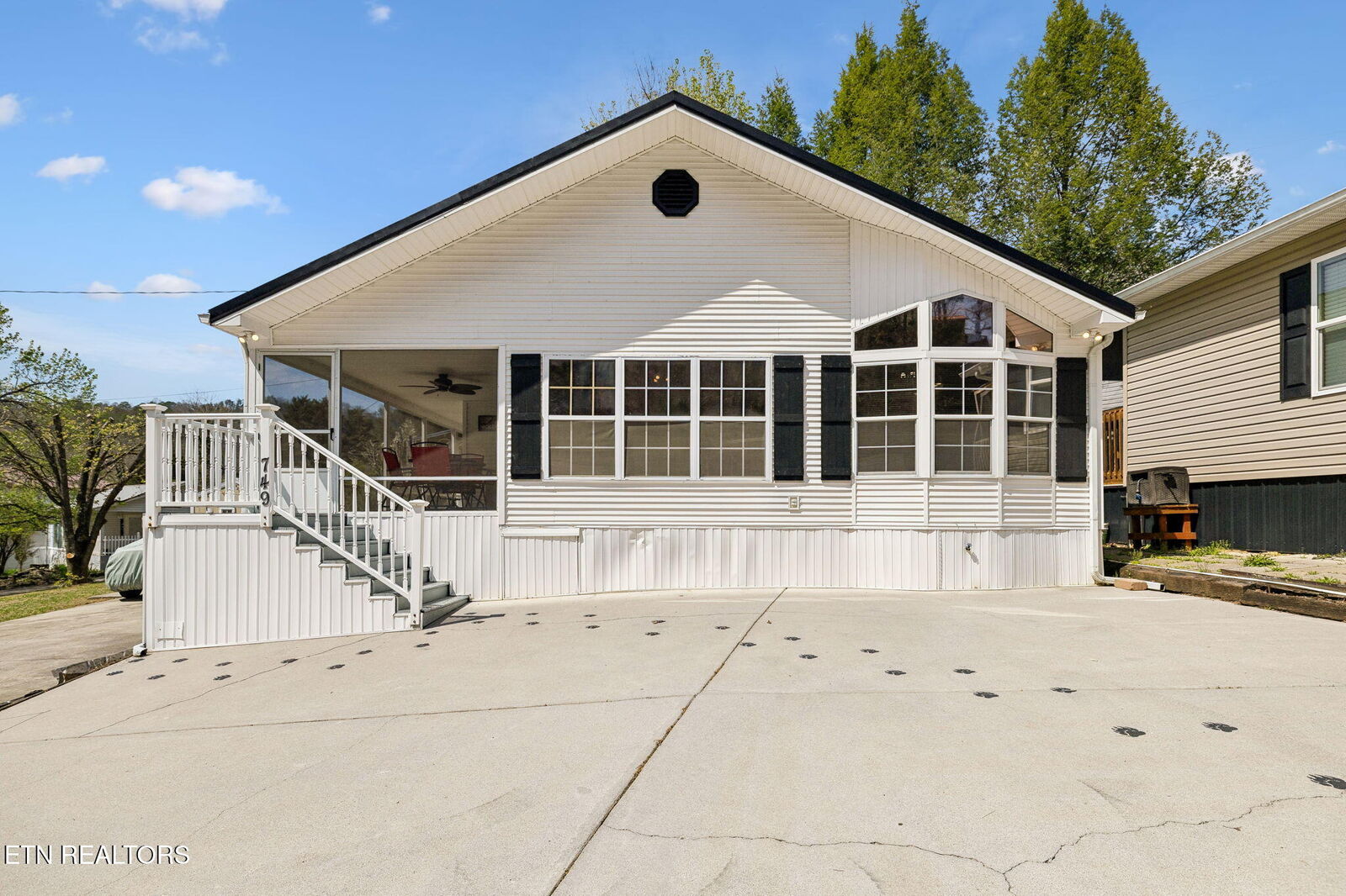 Property Photo:  749 Big Valley Blvd  TN 37882 