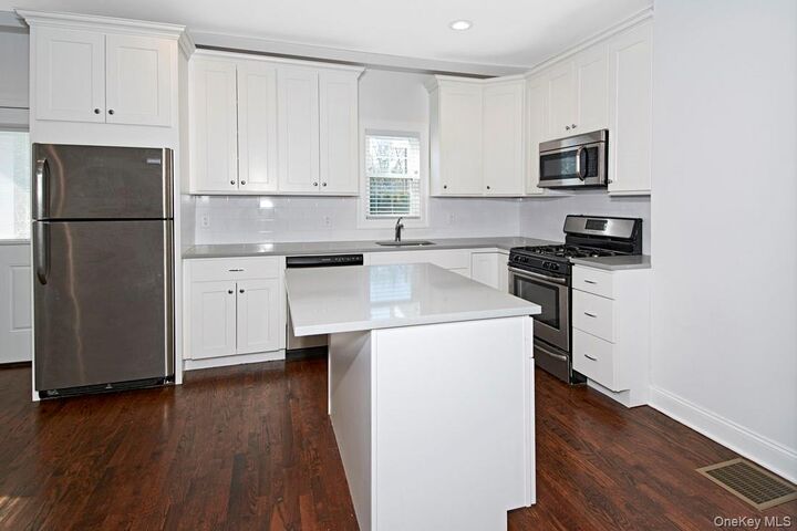 Property Photo: 195 Purchase Street 1 NY 10580