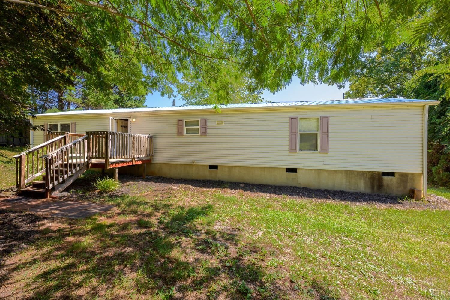 Property Photo:  1686 Blackwater Road  VA 24550 
