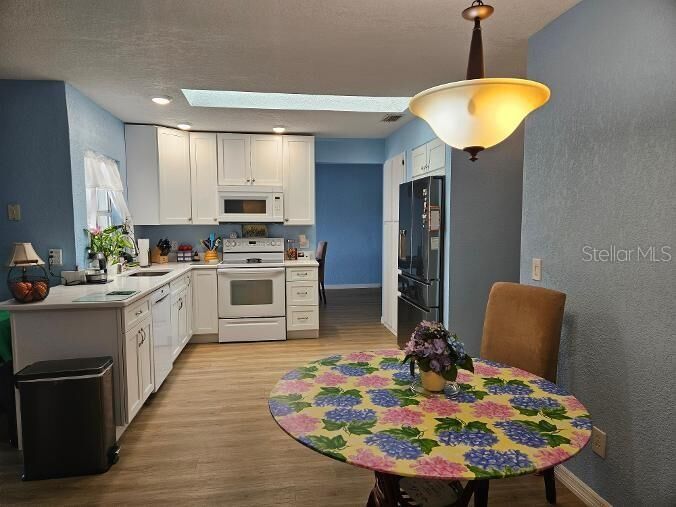 Property Photo: 4218 Rose Arbor Circle FL 33948