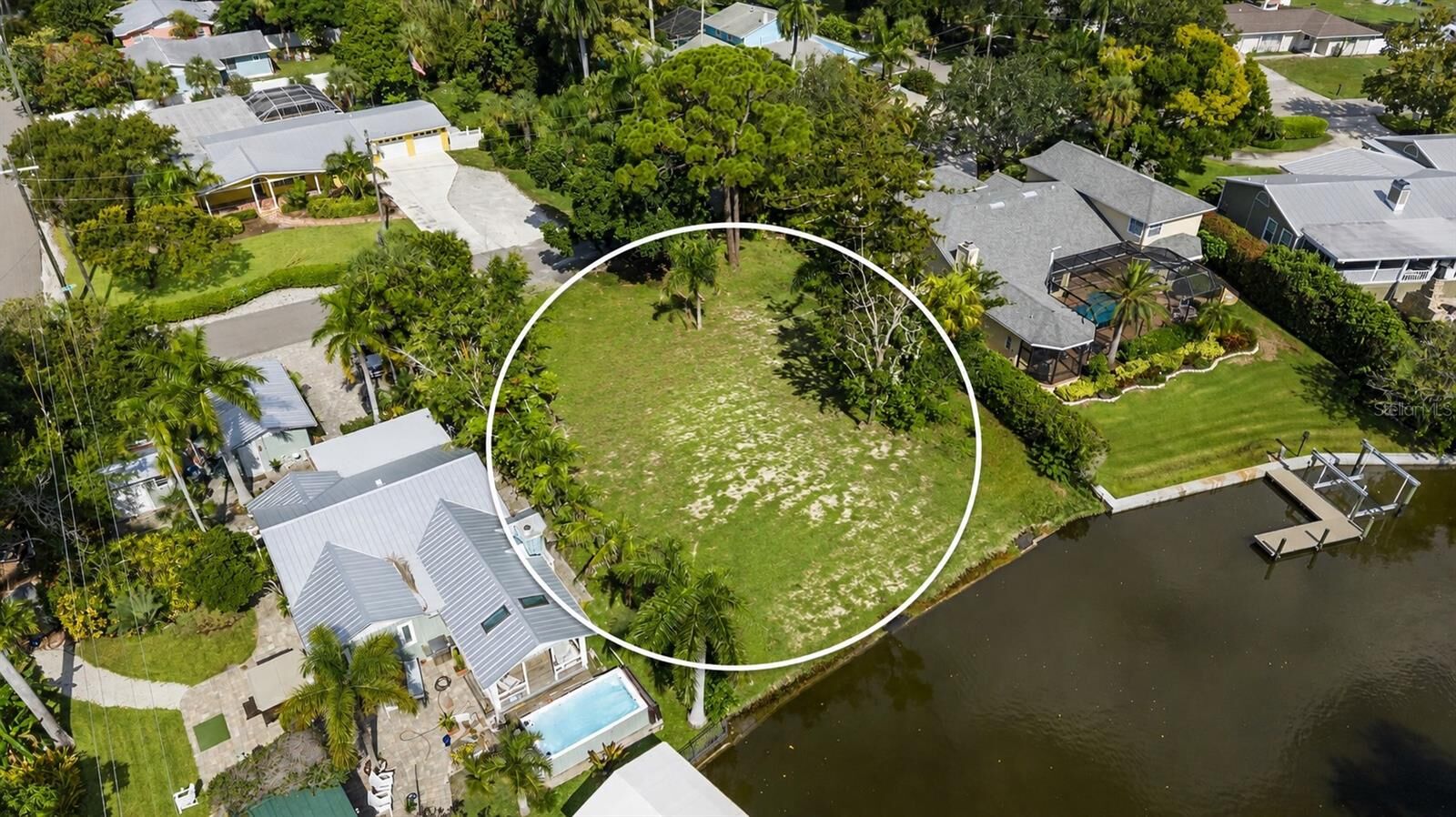 Property Photo:  103 40th Street Court NW  FL 34209 