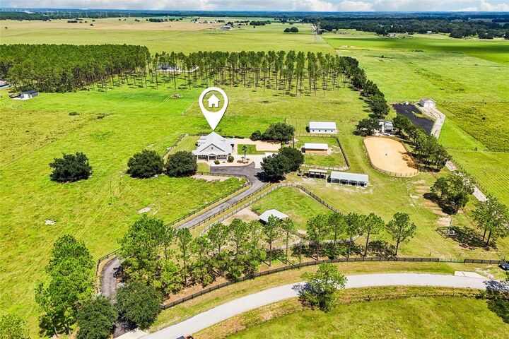 Property Photo:  2088 NW 102nd Boulevard  FL 34785 