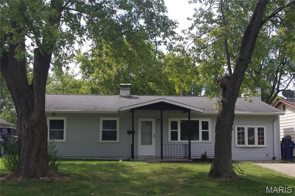 Property Photo:  4102 N Park Drive  IL 62226 