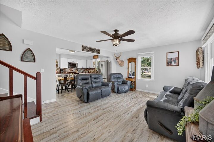 Property Photo: 29223 Pacific Drive MO 65536